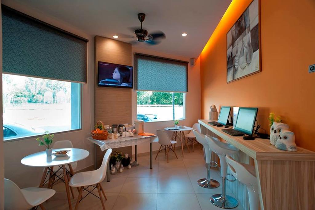 Hotel Big Orange 2*
