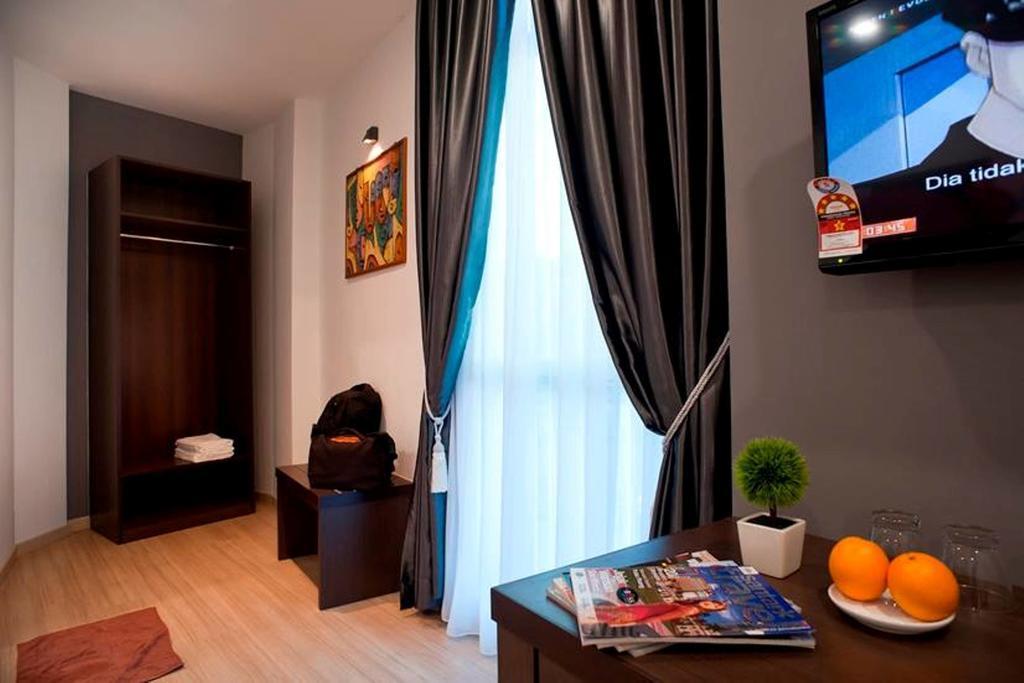 Big Orange Hotel 2*